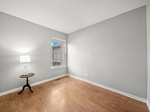 Tiny photo for 872 Old Checker Road, Buffalo Grove, IL 60089 (MLS # 12490701)