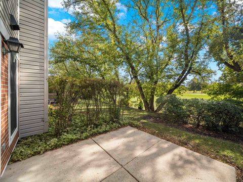 Tiny photo for 872 Old Checker Road, Buffalo Grove, IL 60089 (MLS # 12490701)