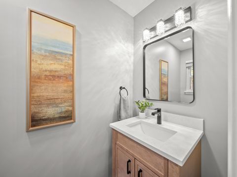Tiny photo for 872 Old Checker Road, Buffalo Grove, IL 60089 (MLS # 12490701)