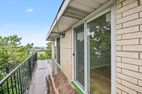 Tiny photo for 8620 Waukegan Road #511, Morton Grove, IL 60053 (MLS # 12789131)