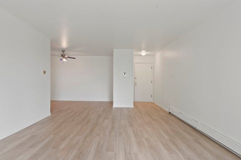 Tiny photo for 1133 S Finley Road #402, Lombard, IL 60148 (MLS # 12740084)