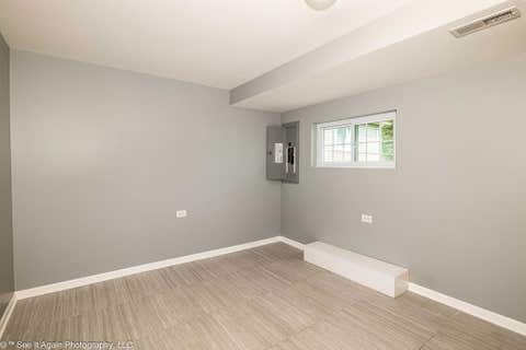 Tiny photo for 10007 S Kolin Avenue, Oak Lawn, IL 60453 (MLS # 12727269)