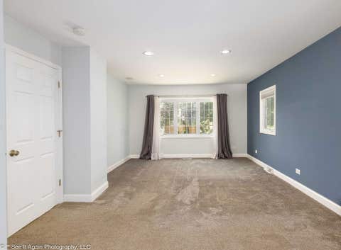 Tiny photo for 10007 S Kolin Avenue, Oak Lawn, IL 60453 (MLS # 12727269)