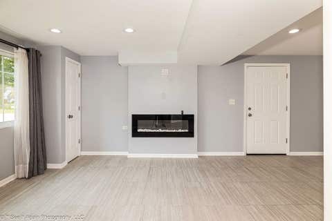 Tiny photo for 10007 S Kolin Avenue, Oak Lawn, IL 60453 (MLS # 12727269)