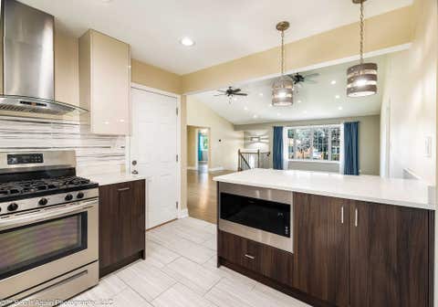 Tiny photo for 10007 S Kolin Avenue, Oak Lawn, IL 60453 (MLS # 12727269)