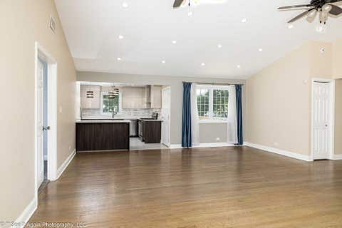Tiny photo for 10007 S Kolin Avenue, Oak Lawn, IL 60453 (MLS # 12727269)