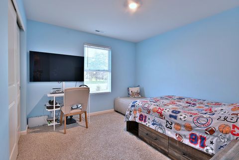 Tiny photo for 1381 Vineyard Lane, Pingree Grove, IL 60140 (MLS # 12577725)