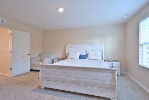 Tiny photo for 1381 Vineyard Lane, Pingree Grove, IL 60140 (MLS # 12577725)