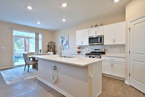 Tiny photo for 1381 Vineyard Lane, Pingree Grove, IL 60140 (MLS # 12577725)