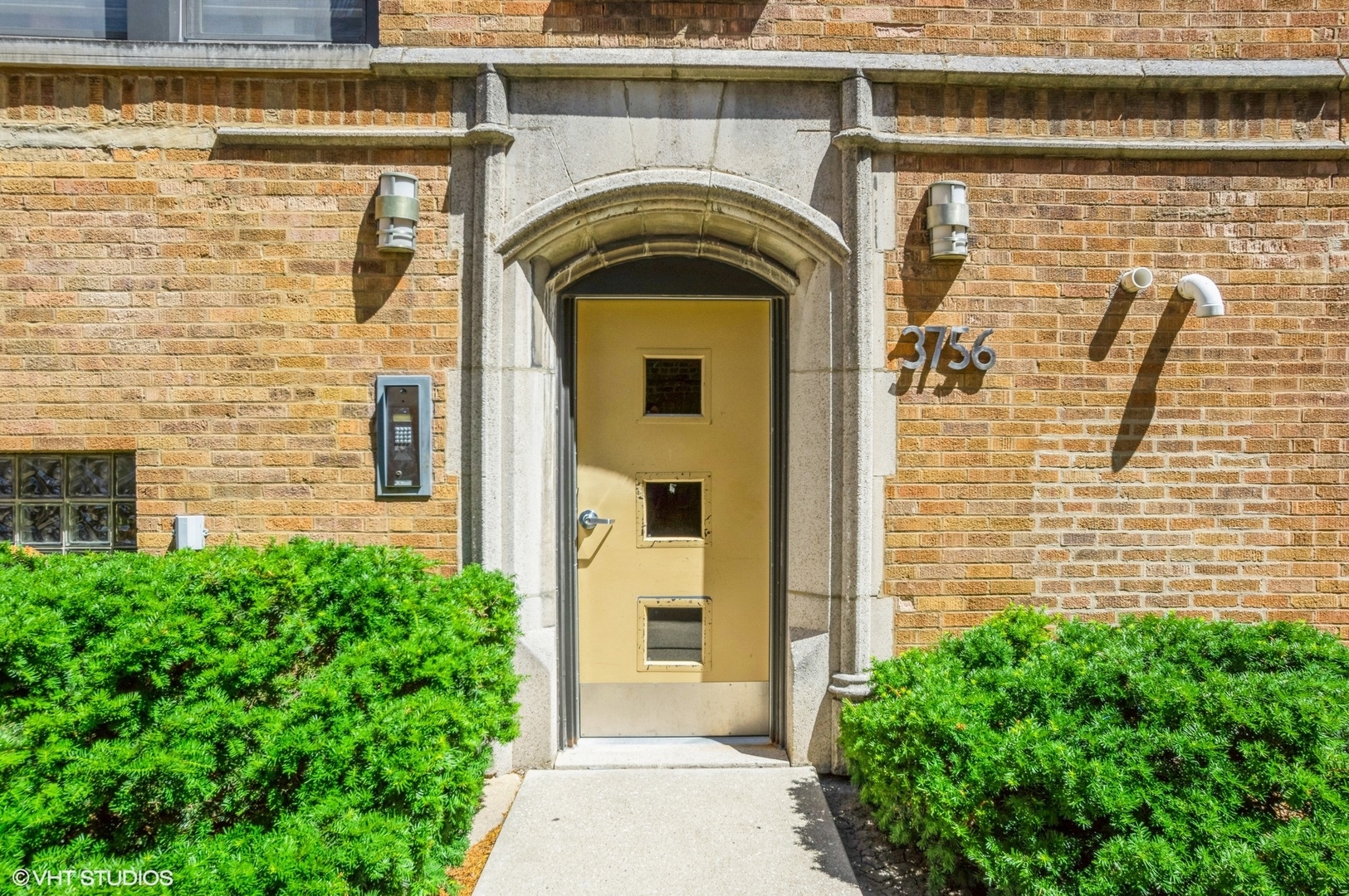 3756 N Bernard Street 2D