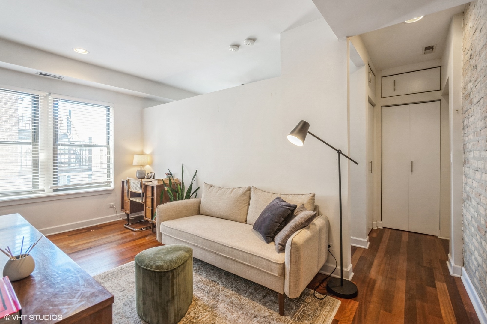 3756 N Bernard Street 2D