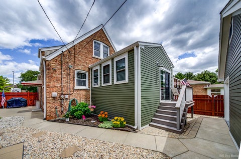 Tiny photo for 3631 W 103rd Street, Chicago, IL 60655 (MLS # 12679228)
