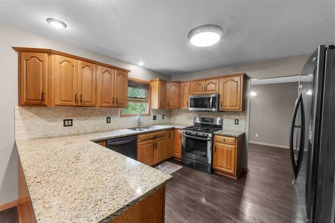 Tiny photo for 105 Shawnee Circle, Eldridge, IA 52478 (MLS # 12679949)