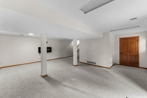 Tiny photo for 105 Shawnee Circle, Eldridge, IA 52478 (MLS # 12679949)