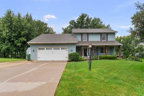 Photo of 105 Shawnee Circle, Eldridge, IA 52478 (MLS # 12679949)