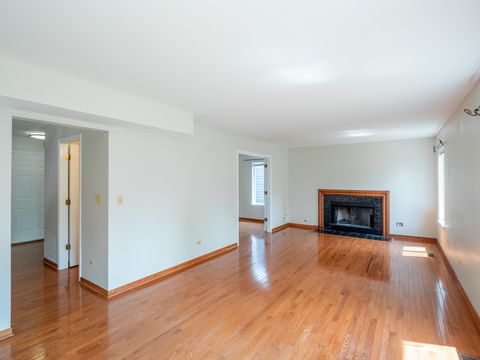Tiny photo for 1040 Sanctuary Lane, Naperville, IL 60540 (MLS # 12387777)