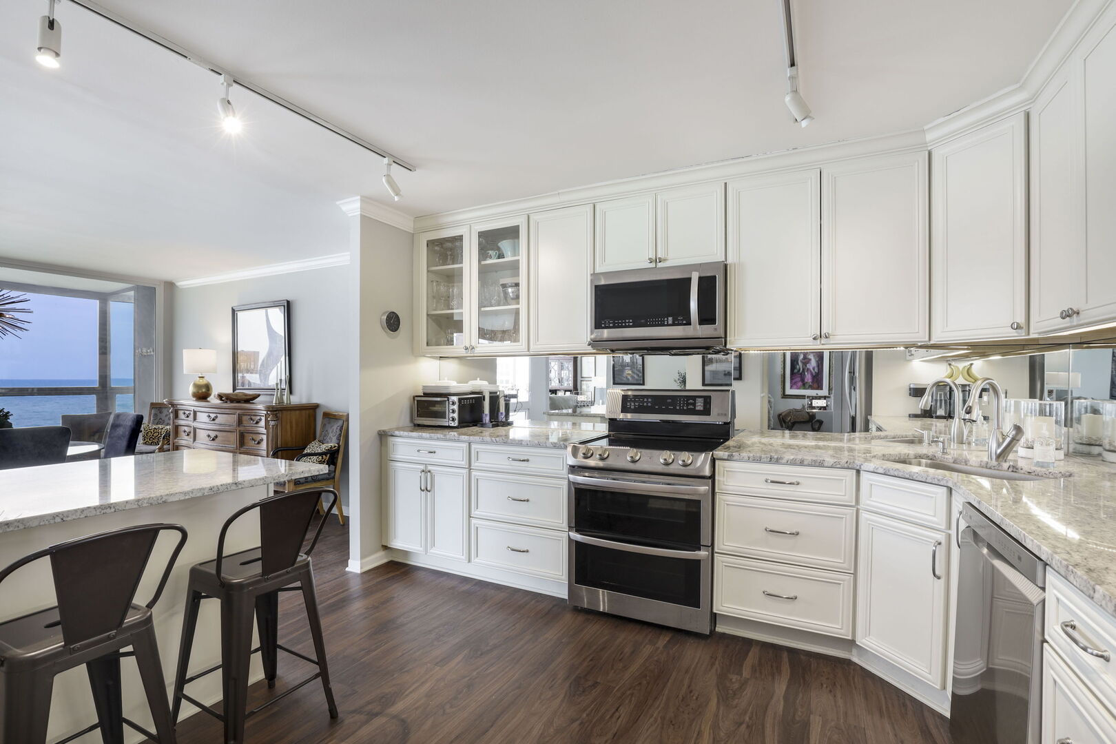 1500 Sheridan Road 7E
