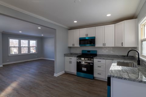 Tiny photo for 526 Grandview Drive, Round Lake Park, IL 60073 (MLS # 12549587)