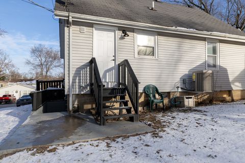Tiny photo for 526 Grandview Drive, Round Lake Park, IL 60073 (MLS # 12549587)