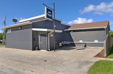 221 20th Avenue Ottawa IL 61350