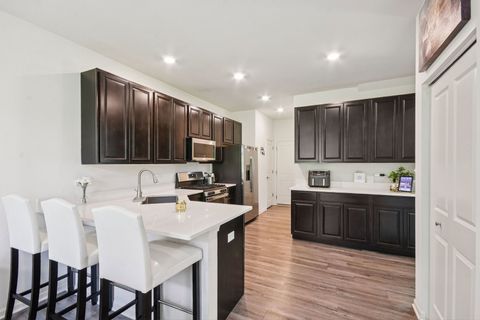 Tiny photo for 1548 Wind Energy Pass, Batavia, IL 60510 (MLS # 12457708)