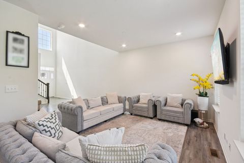 Tiny photo for 1548 Wind Energy Pass, Batavia, IL 60510 (MLS # 12457708)