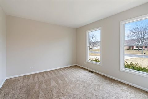 Tiny photo for 1294 HUNTERS RIDGE EAST Rdg, Hoffman Estates, IL 60192 (MLS # 12586021)