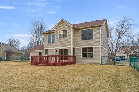 Tiny photo for 1294 HUNTERS RIDGE EAST Rdg, Hoffman Estates, IL 60192 (MLS # 12586021)