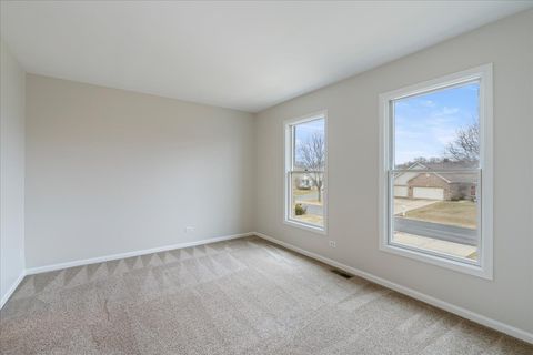 Tiny photo for 1294 HUNTERS RIDGE EAST Rdg, Hoffman Estates, IL 60192 (MLS # 12586021)