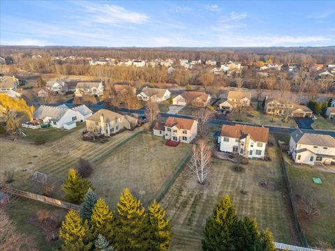 Tiny photo for 1294 HUNTERS RIDGE EAST Rdg, Hoffman Estates, IL 60192 (MLS # 12586021)