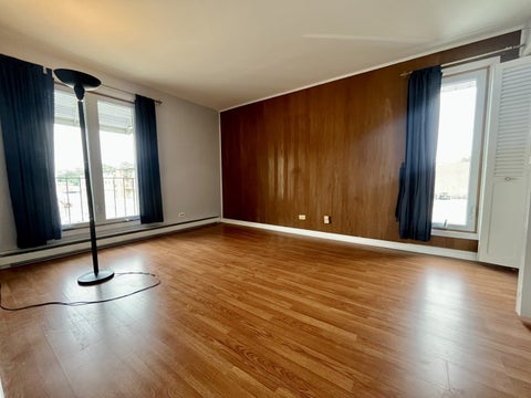 Tiny photo for 9800 S Karlov Avenue #2D, Oak Lawn, IL 60453 (MLS # 12743816)