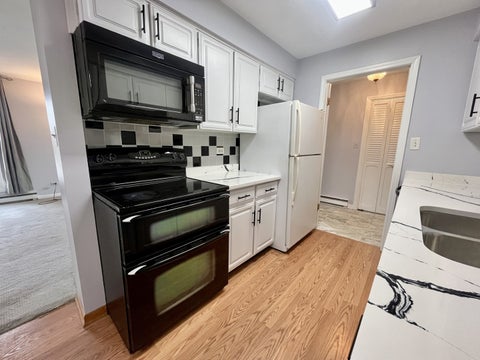Tiny photo for 9800 S Karlov Avenue #2D, Oak Lawn, IL 60453 (MLS # 12743816)