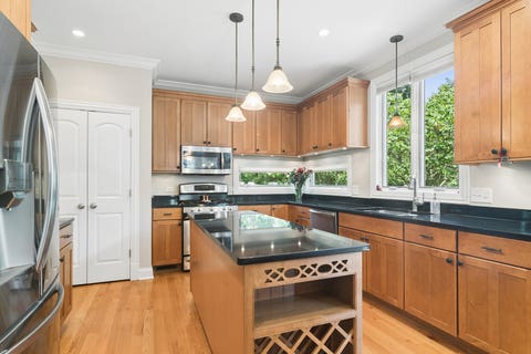 Tiny photo for 103 S Donald Avenue, Arlington Heights, IL 60004 (MLS # 12692899)
