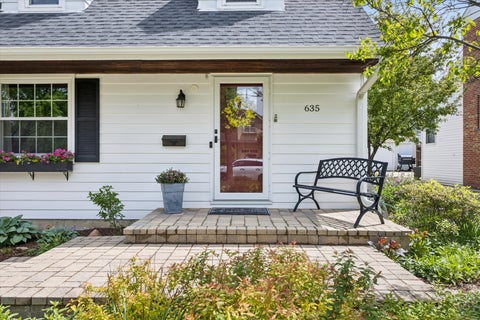 Tiny photo for 635 S Catherine Avenue, La Grange, IL 60525 (MLS # 12670886)