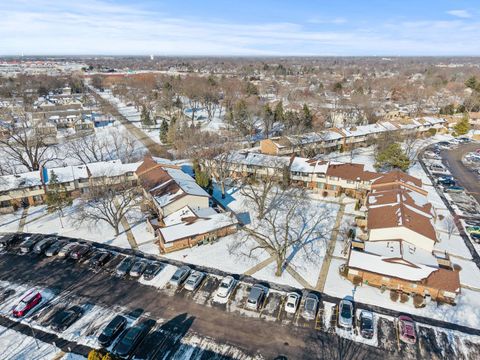 Tiny photo for 7344 Country Creek Way #3, Downers Grove, IL 60516 (MLS # 12554452)