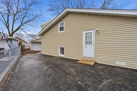 Tiny photo for 16103 BETH Court, Oak Forest, IL 60452 (MLS # 12587702)