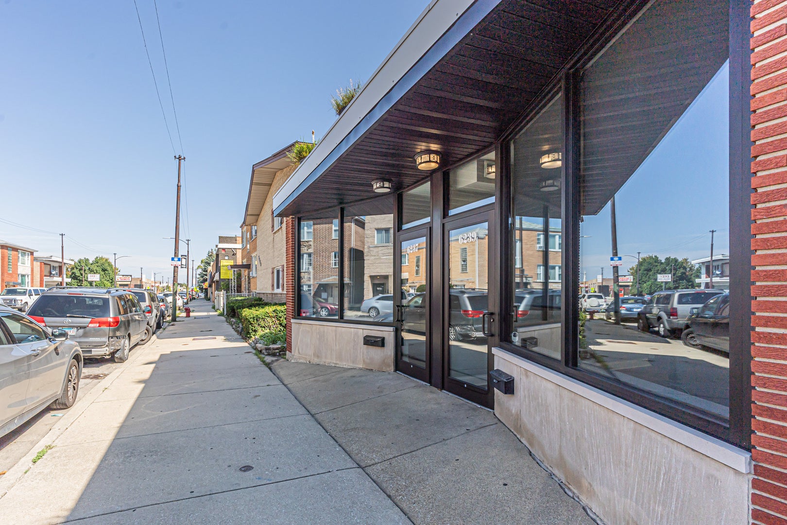 6239-41 W Belmont Avenue