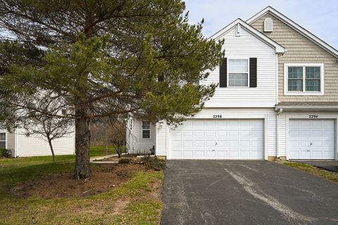 Photo of 2298 Woodside Drive, Carpentersville, IL 60110 (MLS # 12540181)