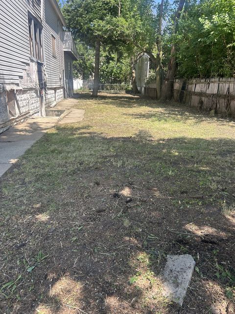 Tiny photo for 11615 S Lafayette Avenue, Chicago, IL 60628 (MLS # 12523512)