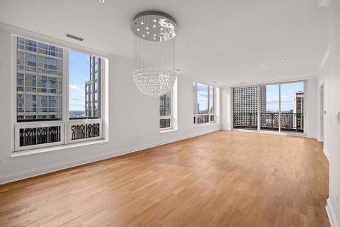 Tiny photo for 10 E Delaware Place #29E, Chicago, IL 60611 (MLS # 12721327)