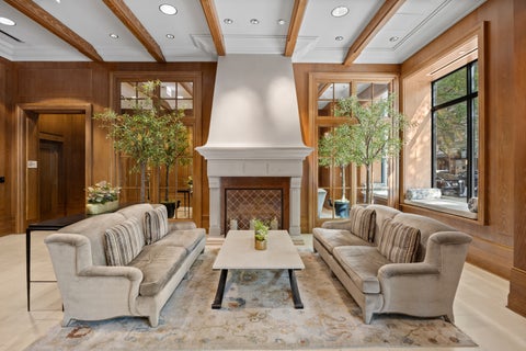 Tiny photo for 10 E Delaware Place #29E, Chicago, IL 60611 (MLS # 12721327)
