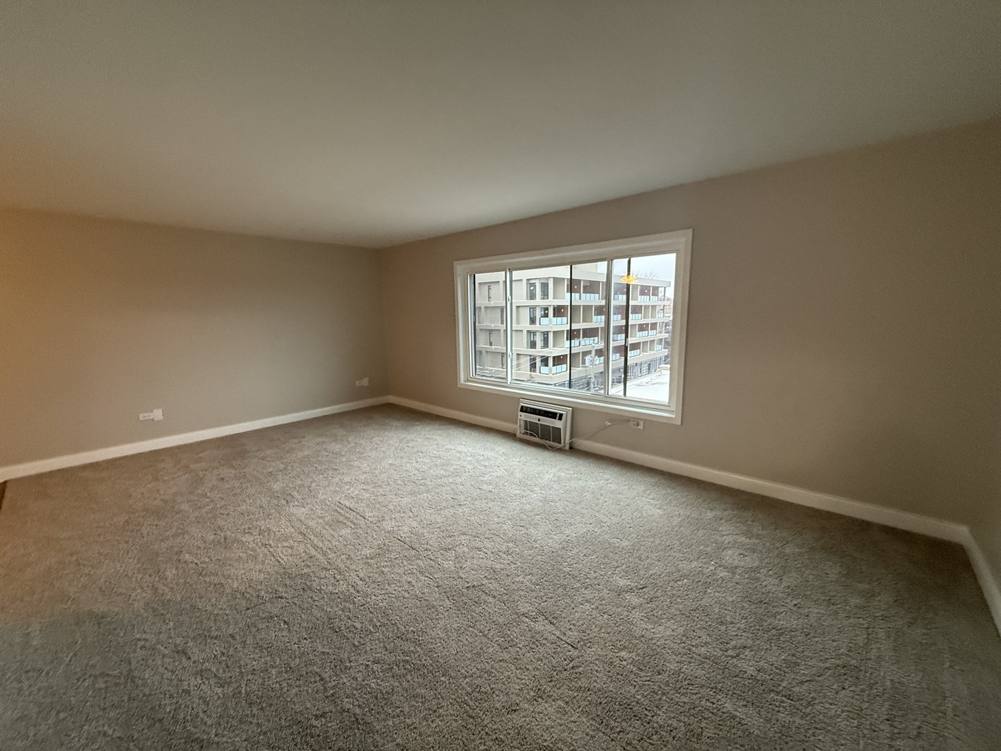 110 N Kenilworth Avenue 4E