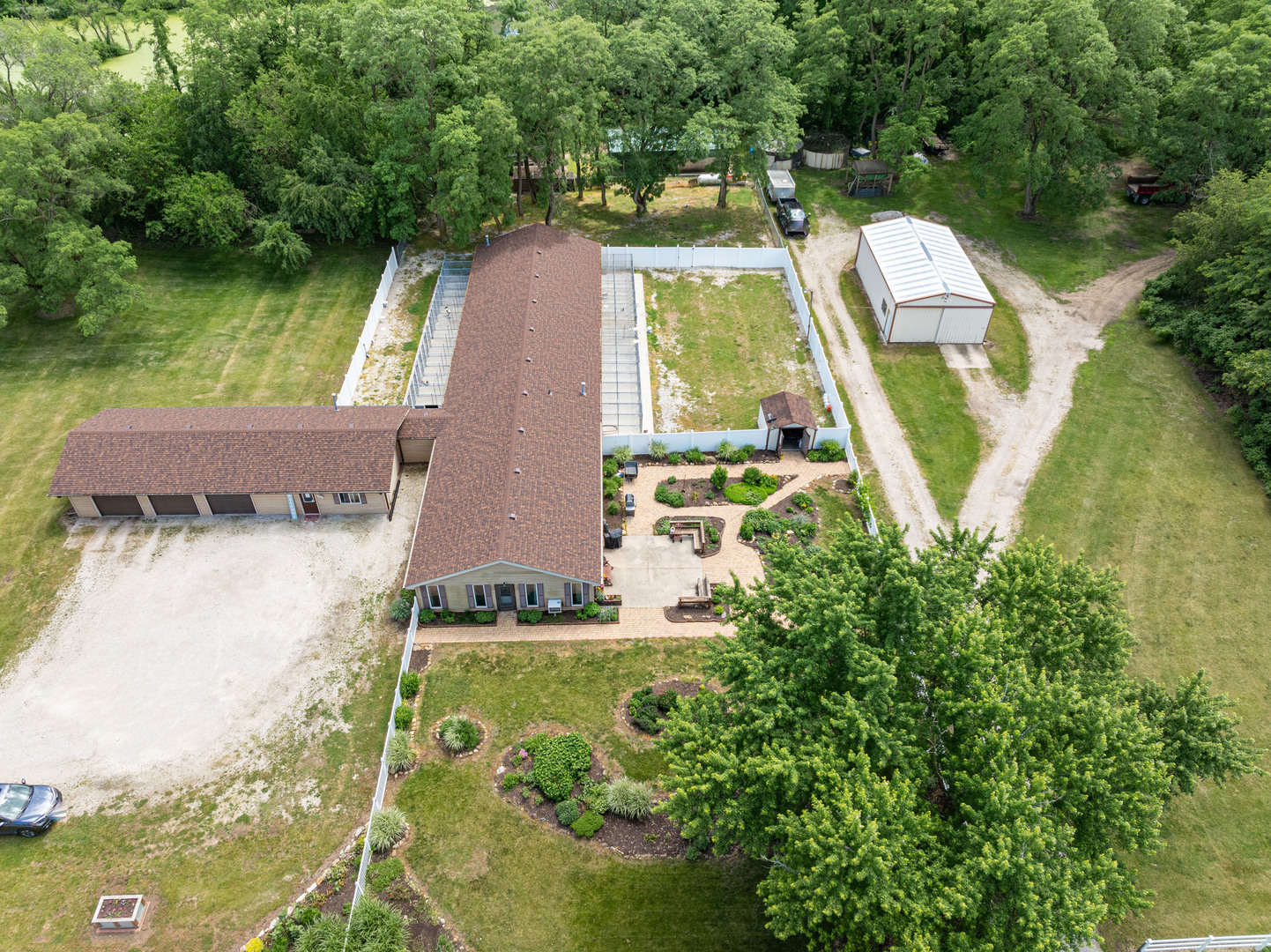 4345 Dellos Road
