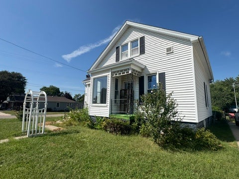 Tiny photo for 1434 Kansas Street, Ottawa, IL 61350 (MLS # 12757651)