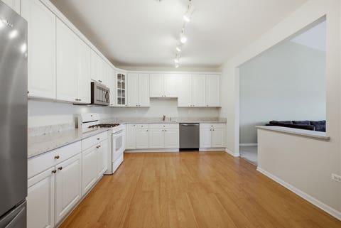 Tiny photo for 1500 S Ardmore Avenue #611, Villa Park, IL 60181 (MLS # 12727115)