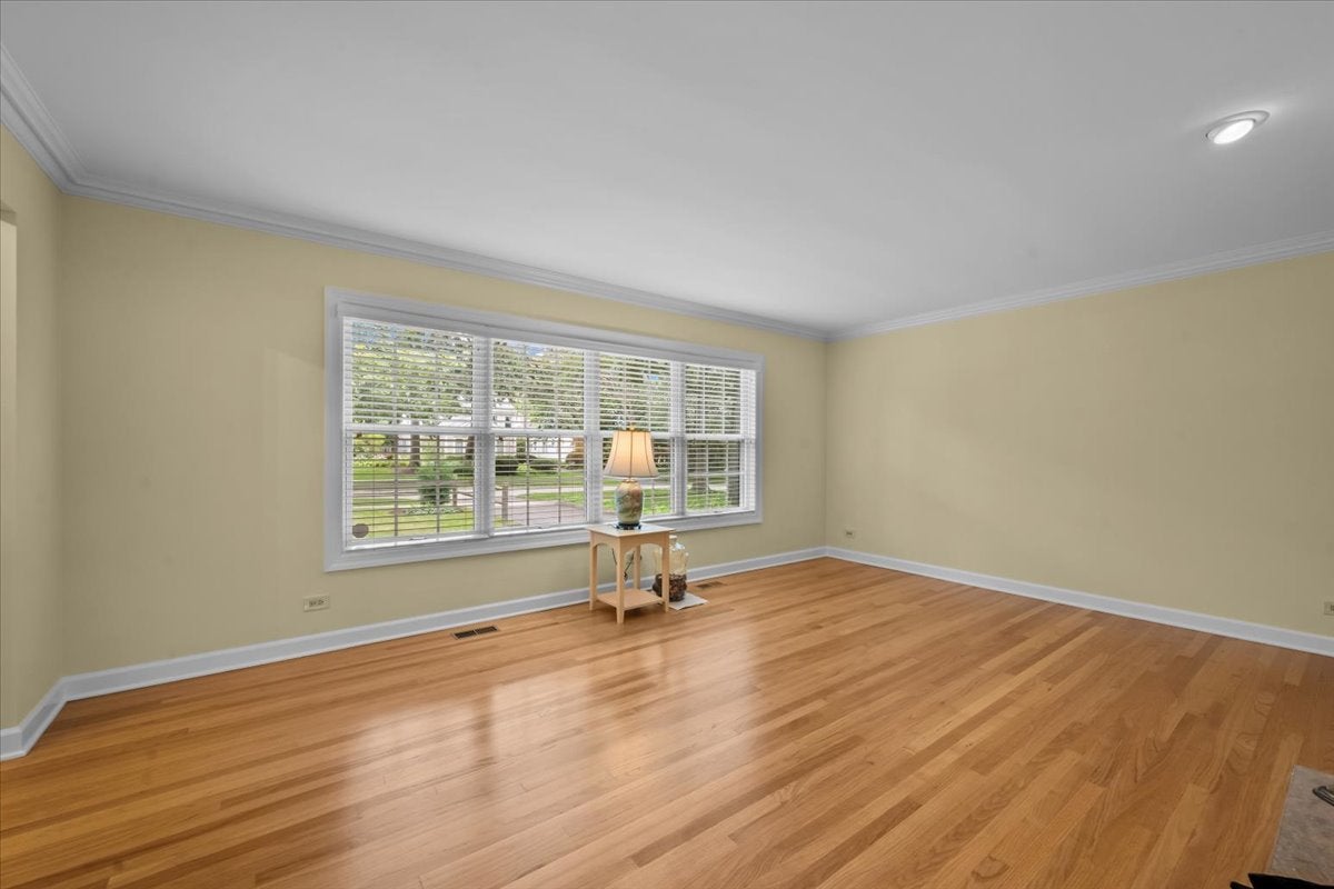 635 Northmoor Road