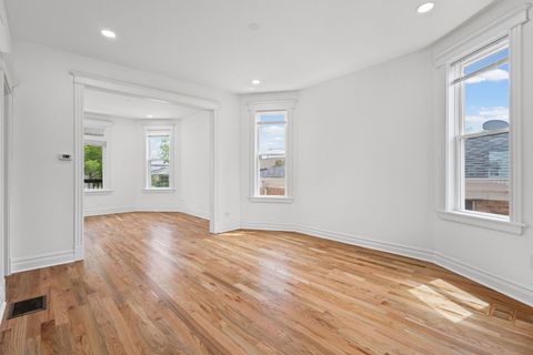 Tiny photo for 5652 S Shields Avenue, Chicago, IL 60621 (MLS # 12635070)