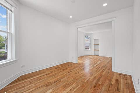 Tiny photo for 5652 S Shields Avenue, Chicago, IL 60621 (MLS # 12635070)