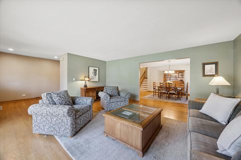 Tiny photo for 1140 S Stone Avenue, La Grange, IL 60525 (MLS # 12471637)