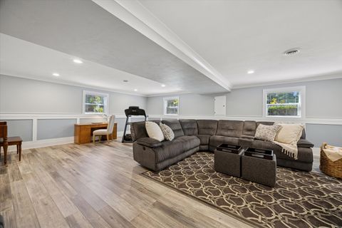 Tiny photo for 1140 S Stone Avenue, La Grange, IL 60525 (MLS # 12471637)